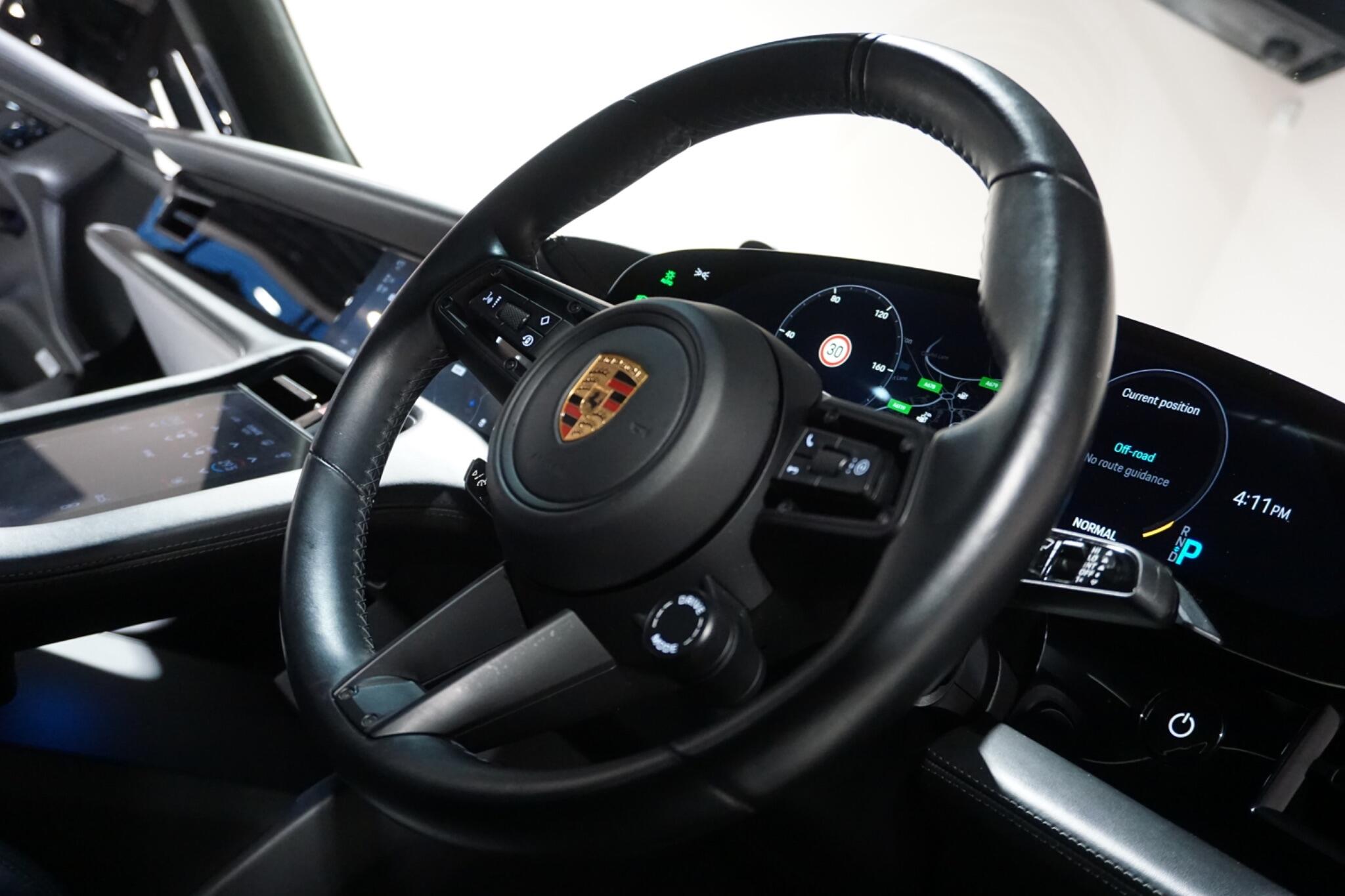 Porsche Taycan Performance Plus 93.4kWh Turbo Saloon 4dr Electric Auto 4WD (680 ps)